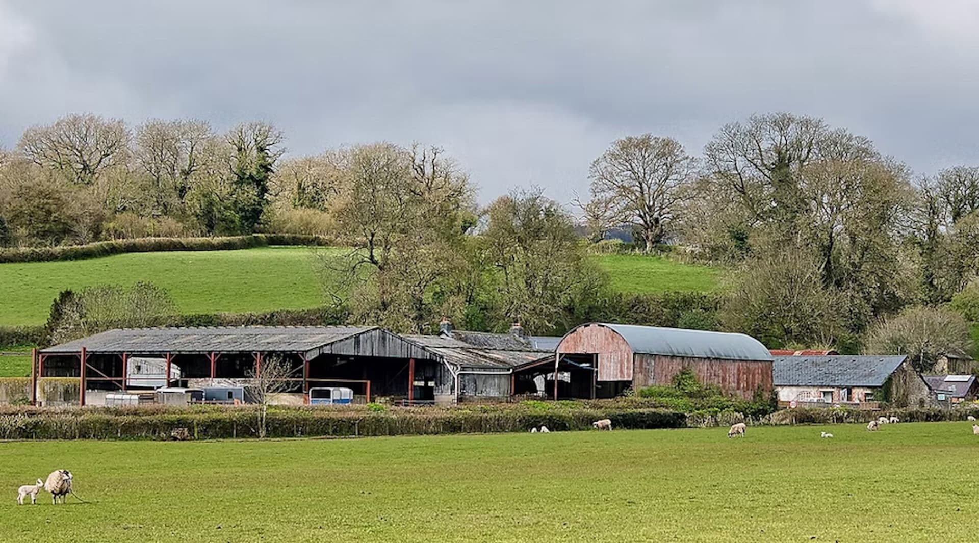 
Welcome to Lower House Farm